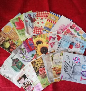 Serwetki do DECOUPAGE zestaw HIT 25szt.